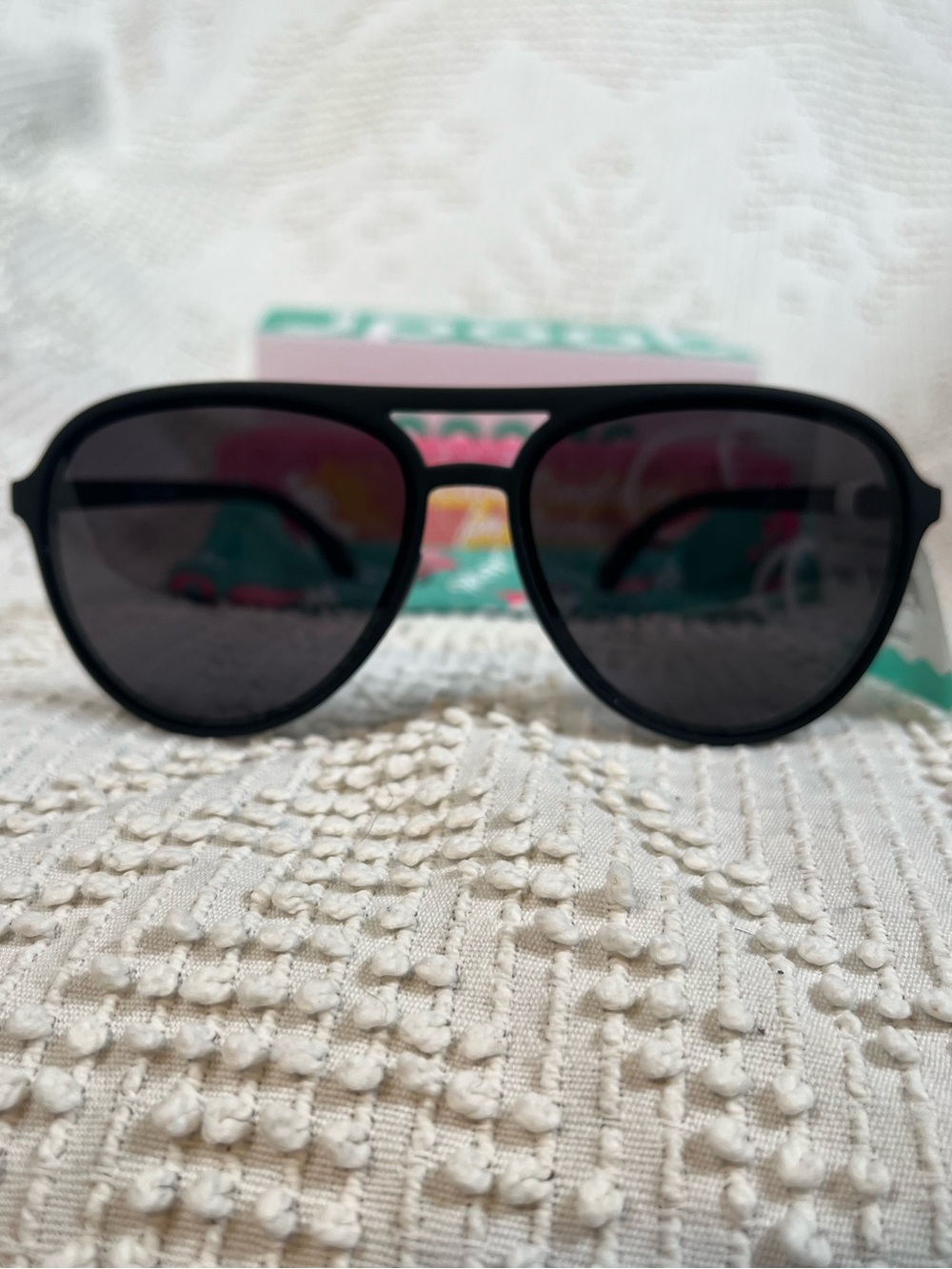 Women's Black Aviator Sunglasses - Polarized Lens